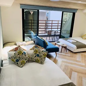 アパート Wellstay Honmachi, 大阪市